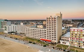 Ocean Sands Resort, Oceanfront, Virginia Beach By Vacatia